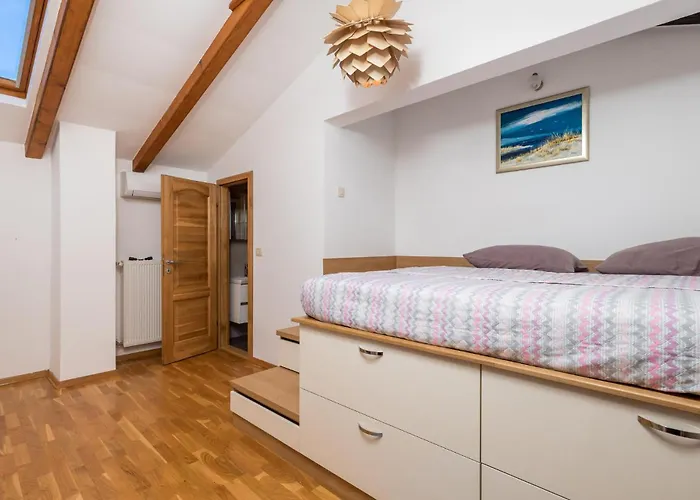 4 Bedroom Cozy In Matulji