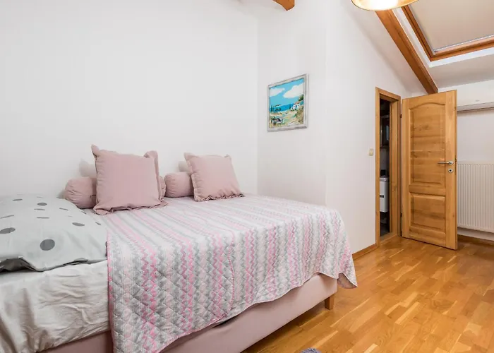 4 Bedroom Cozy In Matulji