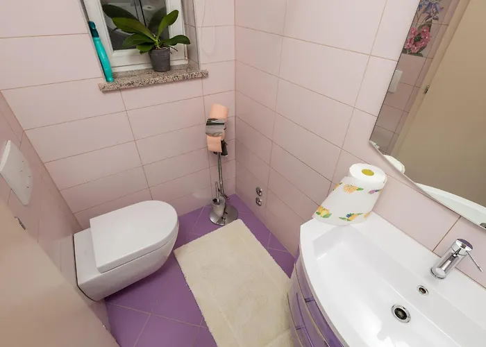 4 Bedroom Cozy In Dom wakacyjny Matulji