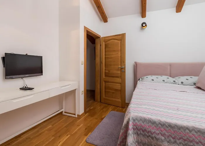 Dom wakacyjny 4 Bedroom Cozy In